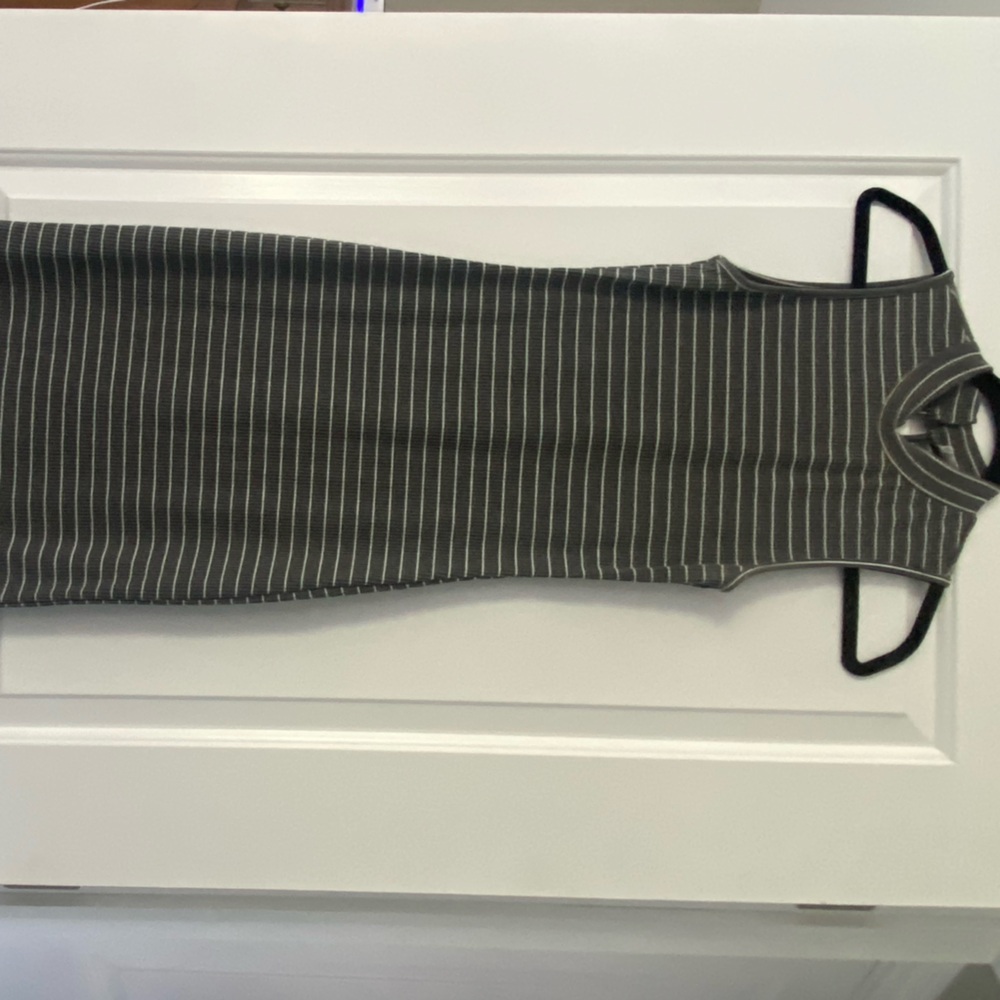 Bodycon midi RIPE dress size M